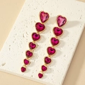 Pendientes largos de corazón con piedras rosas y borde dorado en base de piedra - Estilo Corazón Magenta (E910)
