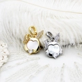 Micro-set shell rabbit pendant with gold and silver 18K plating on white feathers - 18K Gold White Shell Rhinestone Rabbit 15.5*22.5mm