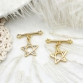 Detail of star-shaped OT clasp connectors in gold finish with micro-set zircon stones - S1 / Zircon Star