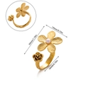 Detail view of 18K gold plated flower ring with white pearls and hammered texture - Double Flower Pearl Style (JZ8286)