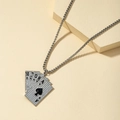 Funkelnde Poker Royal Flush Halskette mit weißen Kristallen und eleganter Perlenkette - Poker Anhänger (Silber) / Silberne Halskette