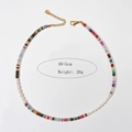 Handgefertigte Regenbogenperlenkette mit weißer Perle und Goldkarabiner 40+5cm - Regenbogen Perlen Stil (N862)