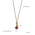 Goldene Edelstahlkette mit erdbeerrotem Herzanhänger und mattem Vintage-Finish-Detail - Hand Mit Rotem Herz Anhänger (N25548)