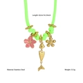Leuchtend grüne Kordelkette mit Edelstahl-Fisch und rosa Blumenanhängern - Leuchtend Grüne Geflochtene Seil Fisch Anhänger Stil (N25810)