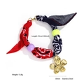 Böhmisches Seidenband-Fußkettchen mit Edelstahl-Blumenanhänger und bunten Perlen - Rot-blauer Blumenstoff mit lila-grünen Perlen (A25725)
