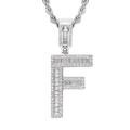 Dettaglio del ciondolo hip hop lettera F argento con zirconi su una catena a corda - Lettera F / un solo ciondolo, senza catena / Argento