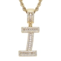 Dettaglio del ciondolo hip-hop lettera I con pietre di zircone cubico rotonde e a baguette - Lettera I / un solo ciondolo, senza catena / Oro