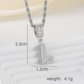 Detailed view showing the size and weight of the silver letter L zircon pendant necklace - L Style - Silver (Pendant And Rope Chain)