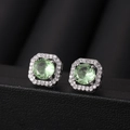 Elegante zilveren vierkante oorknopjes met lichtgroene edelsteen en diamanten - Appelgroen