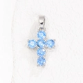 Micro-Pave 18k Silber Kreuzanhänger mit hellblauen Geburtsstein Kristallen für Halsketten - Silber Dezember (Nur Anhänger (ohne Kette))