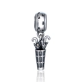 Détail macro de la breloque porte-parapluie en argent S925 avec textures vintage - Style Porte-parapluie (22 S443)