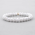 Elegante bracciale di perle di cristallo bianco sfaccettato con singola perla oro - Bianco Trasparente (BC275-16)