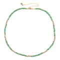 Collier artisanal en perles de cristal vert avec perles dorées et fermoir mousqueton - Perles Vert Transparent (NKS247-23)