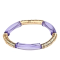 Detailansicht der lila Acrylperlen und goldenen Metallscheiben auf einem Stretch-Armband - Amethyst