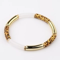 Damen-Armband mit Acryl-Leopardenmuster-Röhren und goldenen Metallelementen - Leoparden-Stil 2 (BC487-2)