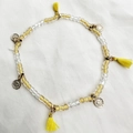 Tobillera bohemia con cuentas amarillas, monedas doradas y borlas vivas - Estilo Moneda Amarillo Limón (AK01-18)
