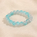 Bracelet de perles 10mm à dégradé bleu et blanc avec texture craquelée glacée - Dégradé Bleu Ciel Blanc (GBC018-9)
