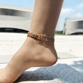 Böhmisches Fußkettchen mit bunten Perlen und goldener Kette im zwelagigen Design - Geflochtener V-Muster Stil (AK10-3)