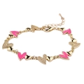 Goldenes Herz-Armband mit rosa Emaille-Anhängern und funkelnden Zirkonia-Mikropflaster-Akzenten - Rosa Herz (BC562-1)