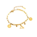 Bracelet chaîne en acier inoxydable doré avec pièces d'Elizabeth II et pendentif V - Bracelet Lettre V Or