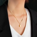 Collier élégant avec pendentif lingot en acier inoxydable plaqué or 18 carats - Style Petit Lingot d'Or (A0558) / Or