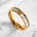 Bague large minimaliste en finition or rose 18K avec nacre et trois petits zircons - 5 / Or