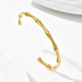 Brazalete abierto bañado en oro de 14k con elegante diseño de bambú para mujer - 14k / Estilo Bambú (1987)