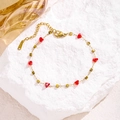 Bracelet chaîne en acier inoxydable doré avec zircons cœurs rouges et petites perles carrées - Or - Bracelet Coeur Rouge