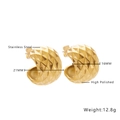 Détail des créoles C dorées de 21mm avec texture diamantée en acier inoxydable poli - Style Gravé à Losanges Denses (E175)