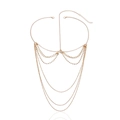 Détail d'accessoire de cheveux bohème doré à plusieurs rangs avec strass étincelants - Doré