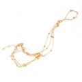 Elegante cadena de mano multicapa dorada con cuentas de metal y cierre ajustable - Dorado
