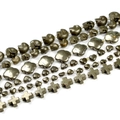Natural pyrite beads in skull, clover, heart and cross shapes with metallic luster - Religious and Identity Symbols Mix (Various) / Bronze
