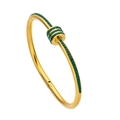 Eleganter goldener Armreif im Bambus-Stil mit grünen Kristallen und Textur-Finish - Gold + Grüner Zirkonia