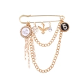 Vintage Brosche in Gold mit Perlenscheibe, Nummer 5 Anhänger, Rose und mehrlagigen Ketten - Gold