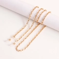 Detail van gouden brilketting met vierkante schakels, karabijnsluiting en siliconen lussen - Vierkante Schakelketting (1#)