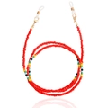 Catenina per occhiali etnica con perline rosse e accenti colorati su sfondo bianco - Rosso