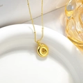 Collana minimalista in oro 18K con ciondolo a ciambella e catenina a sfere - un solo ciondolo, senza catena / Lettera O