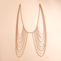 Dettaglio catena per il corpo multistrato oro rosa con strass e maglie sottili eleganti - Oro