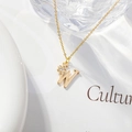 Gold letter W necklace with zircon flower pendant and classic cable chain for women - Letter W