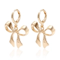 Boucles d'oreilles nœuds dorés élégantes avec finition polie et design minimaliste - Style Nœud Torsadé (ZW1512)