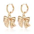 Boucles d'oreilles nœud dorées avec pendentif texturé et créoles arrondies - Style Nœud Plissé (ZW1533)