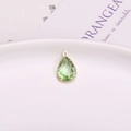 Hellgrüner Tropfen-Kristallanhänger mit goldenem Perlenrahmen für DIY-Schmuck - Hellgrün