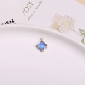 Pendentif trèfle à quatre feuilles bleu clair avec bord doré pour bijoux DIY - Pendentif Sertissage Trèfle / Bleu clair