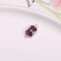 Ciondolo rettangolare in vetro cristallo viola con connettore a doppio anello dorato - Violetto