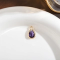 Wassertropfenförmiger lila Kristallanhänger mit vergoldetem Rahmen für Schmuck - Violett