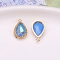 Vergoldete Tropfenanhänger mit facettierten und glatten blauen Kristallen für DIY-Schmuck - Blau