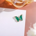 Pendentif papillon plaqué or 14K avec cristaux vert émeraude et accents de zircon - 16x22 Extérieur 7x15 Verre Double Boucle / Vert paon