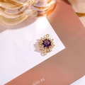 Conector flor chapado en oro con circón púrpura para creación de joyería DIY - Violeta