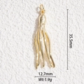 Macro shot of octopus pendant with 35.5mm height and 12.7mm width measurements - Octopus Shaped Pendant(DYS-5701)
