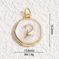 Vista dettagliata di un ciondolo a delfino dorato con dimensioni 13,8mm x 16,3mm e peso 1,9g - Ciondolo Delfino Tondo (DYS-5758)